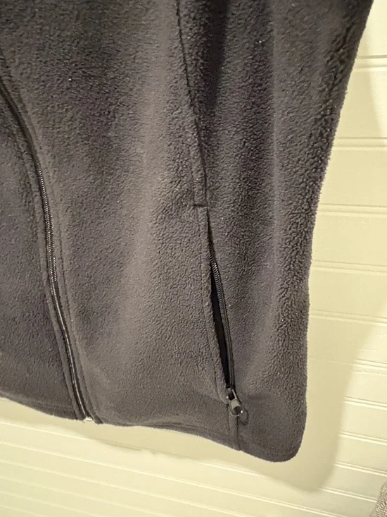 Columbia Dark Gray Fleece Vest - Zip Front - Picture 4 of 7